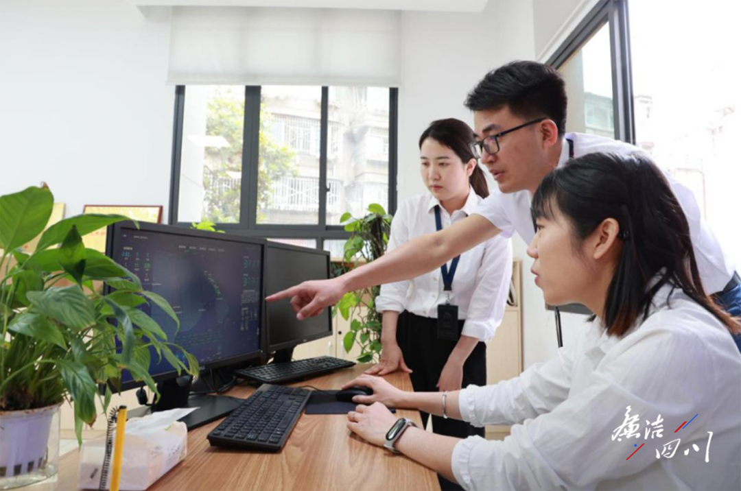 廉洁四川《回眸·2025 奋楫笃行》报道丨自贡市：严查风腐不手软 清朗生态促发展