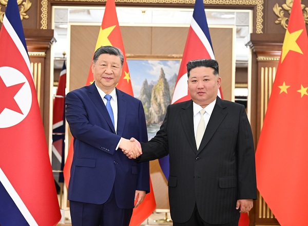 习近平同金正恩举行会谈